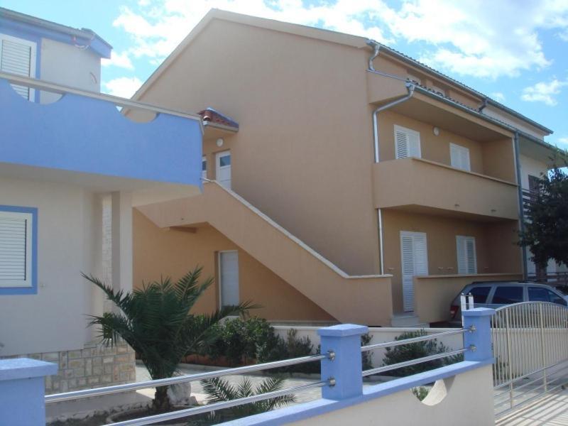 Apartments Domuzin Biograd na Moru Kültér fotó