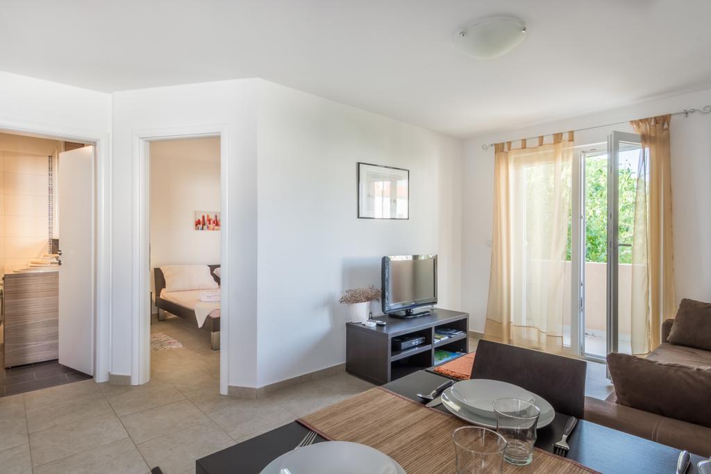 Apartments Domuzin Biograd na Moru Kültér fotó