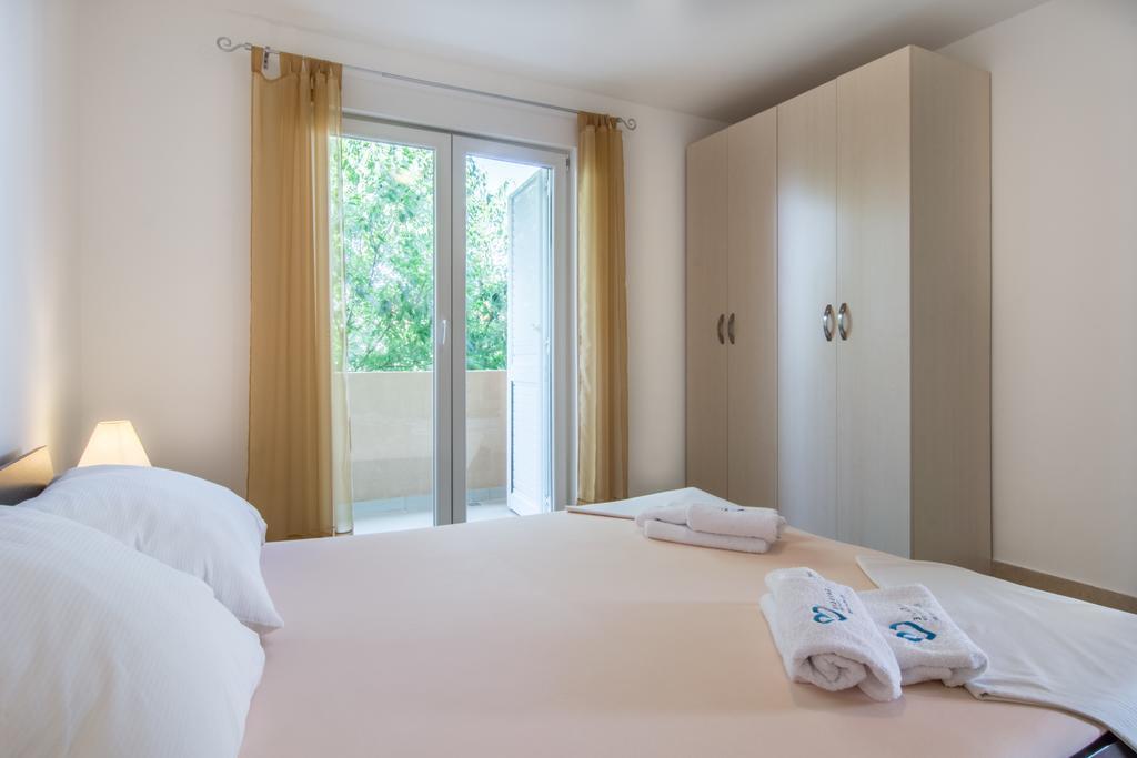 Apartments Domuzin Biograd na Moru Kültér fotó